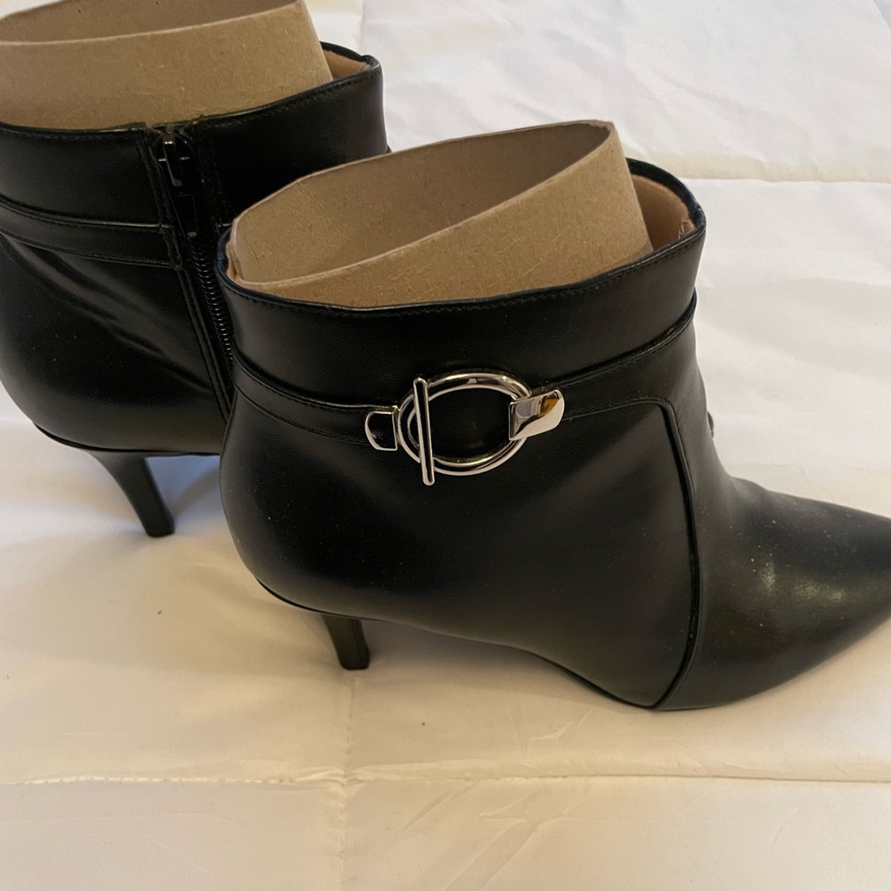 Lifestride 3” Heel Black Ankle Boots Size 10W NWOT
